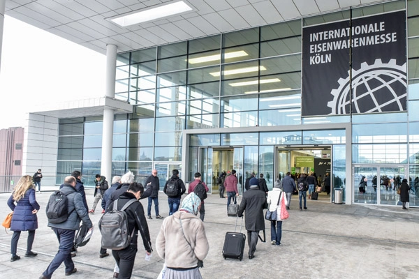 der Eingang zur Koelnmesse