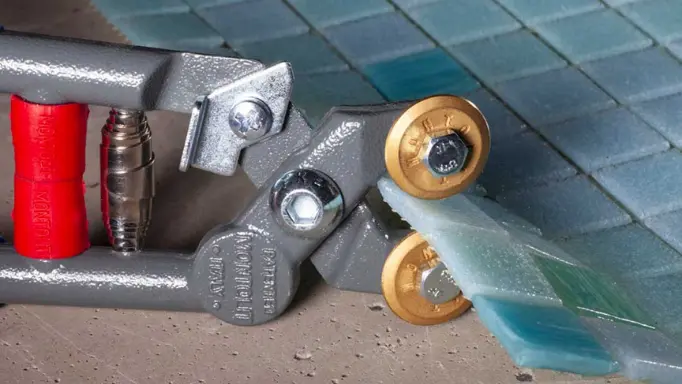 cutting glass mosaic tile with wheeled glass cutters