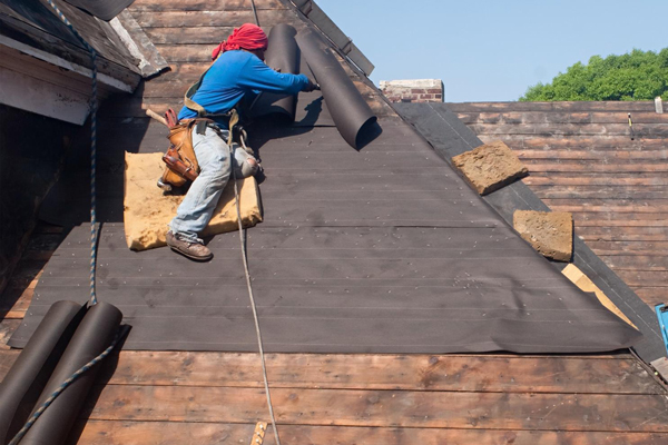 installation of underlayment for roofing