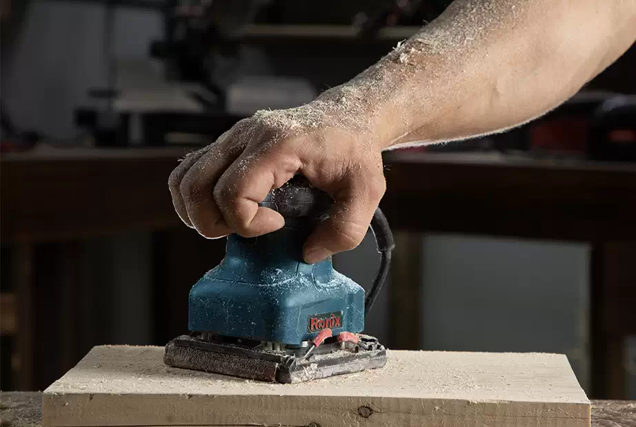 The Benefits of Using an Electric vs. Manual Hand Sander - Sandpaper America