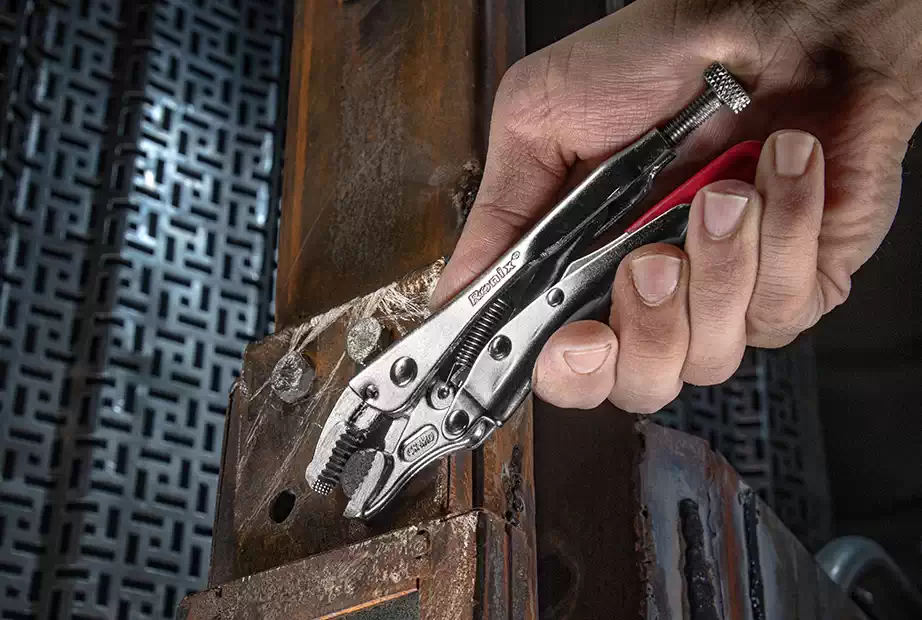 locking pliers