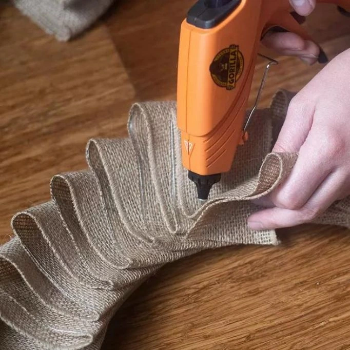 picture of the best quality glue guns for fabric