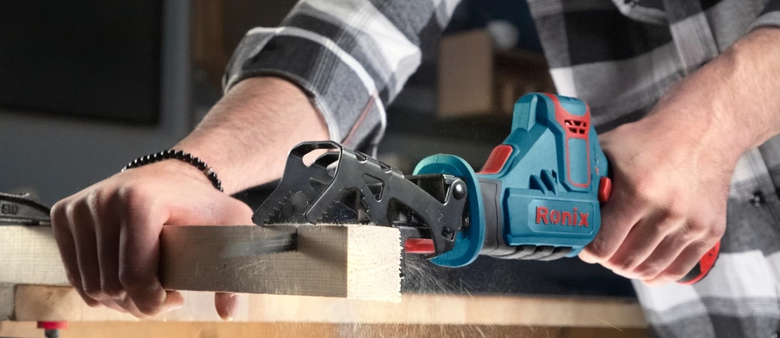All About Best Cordless Reciprocating Saws: Cut the Cord, Not the Corners