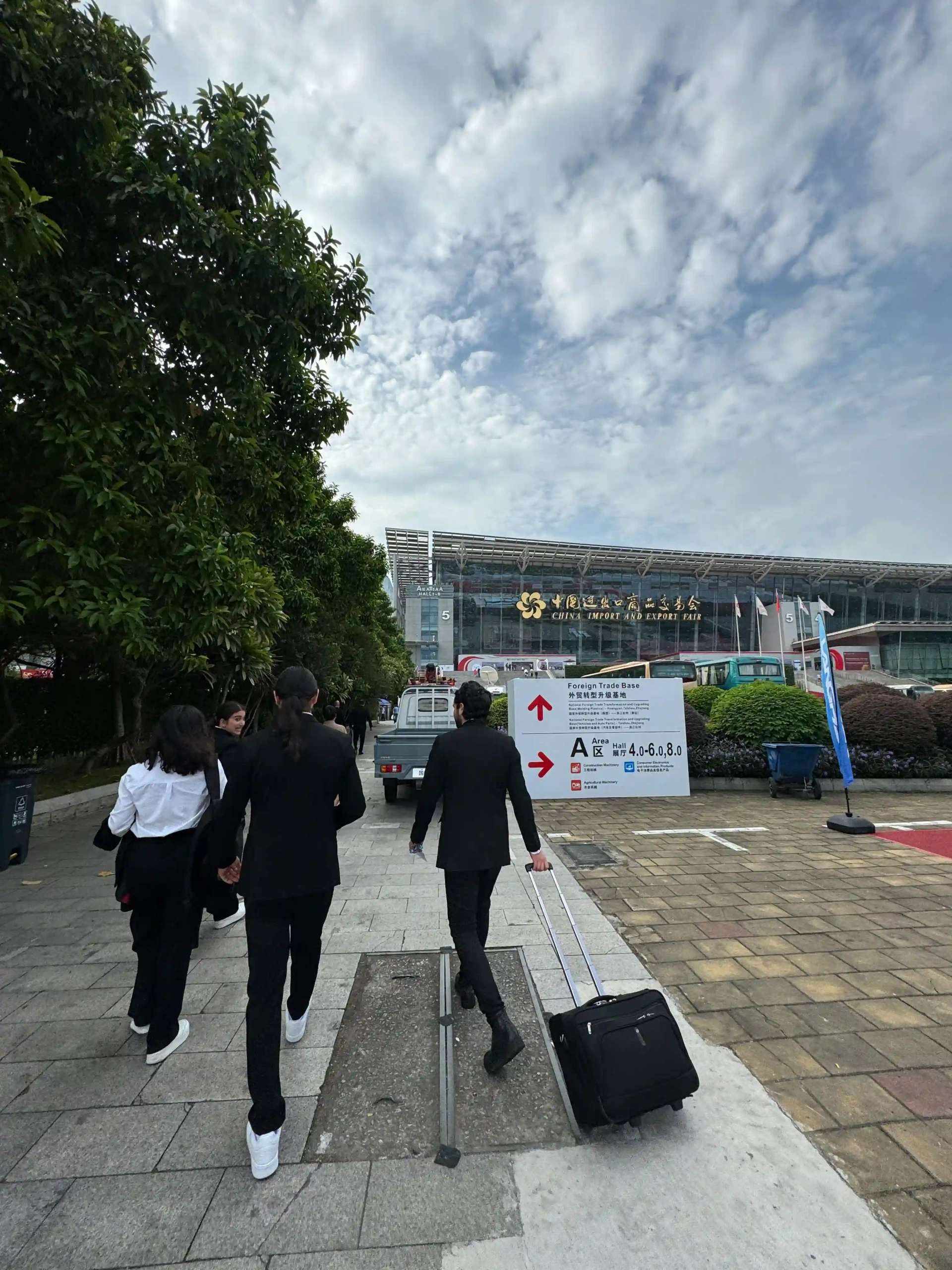 picture of the Ronix team entering the Canton Fair 2025