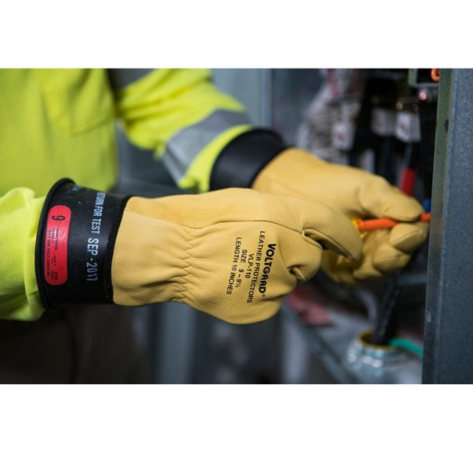 picture of the best safety gloves for electricians