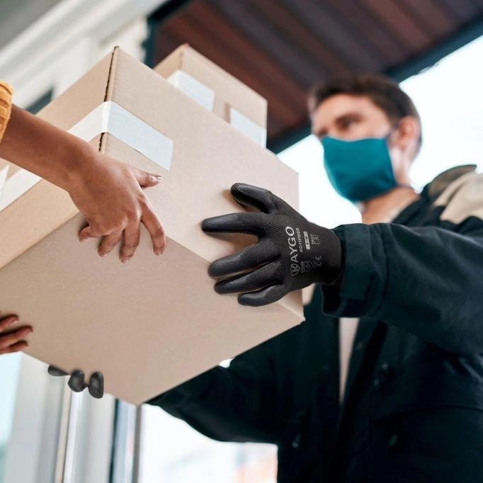 picture of the safety gloves for warehouse work 