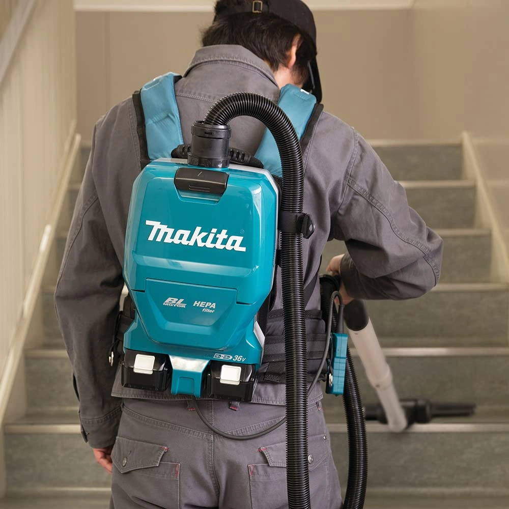 picture of Makita cordless vacuum cleaner