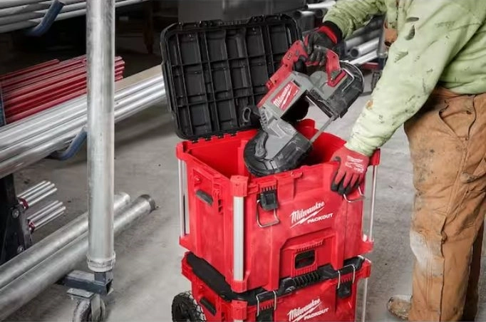 Image of Milwaukee's top-rated rolling toolbox