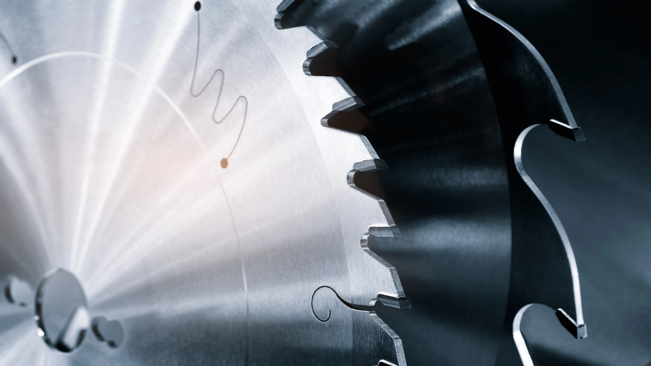 Looking for Saw Blade Manufacturers? Here’s Our Complete List of 48 Companies!