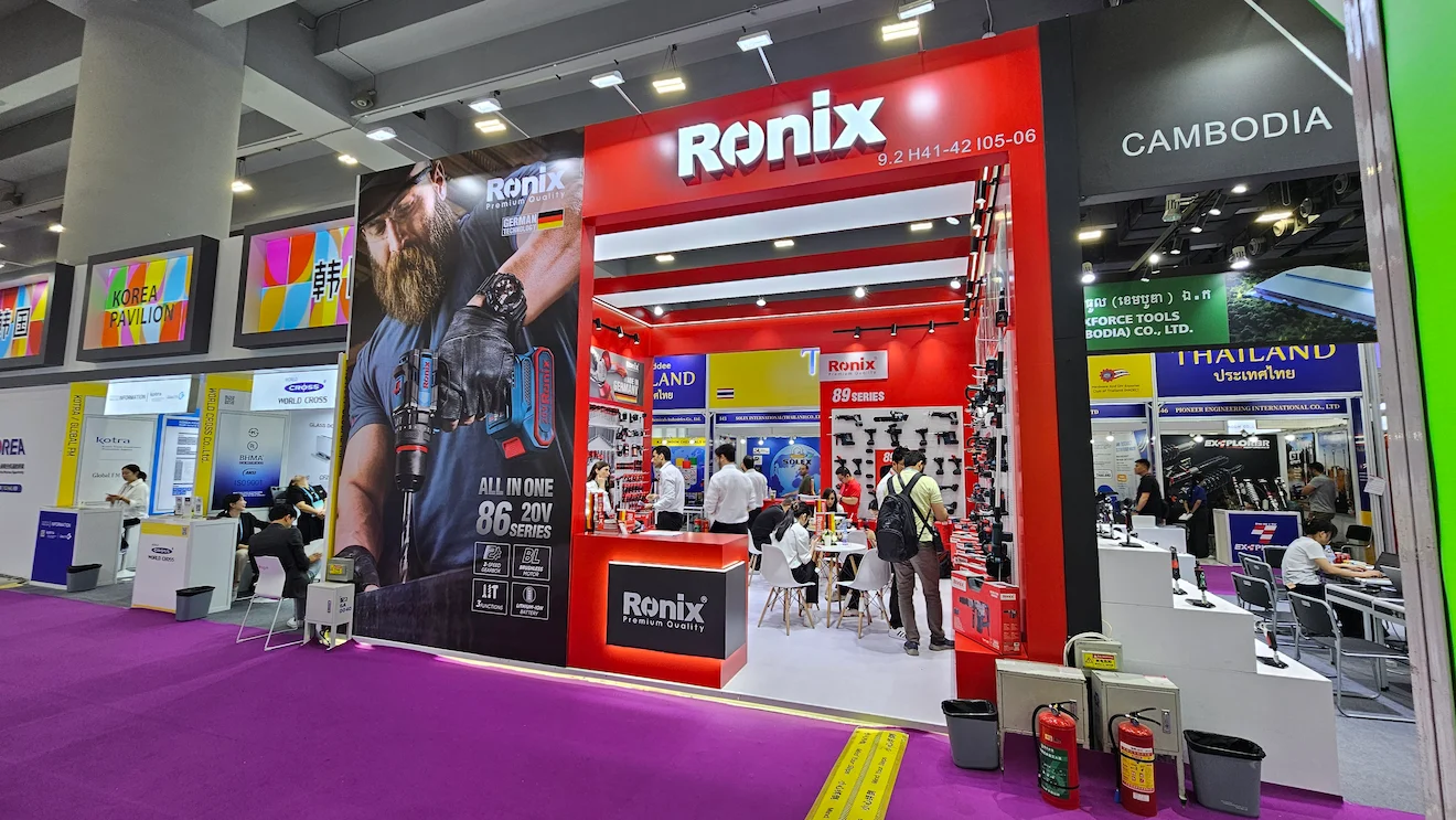 The Ronix booth at Hall 9.2, H41-42 I05-06 in the Canton Fair 2025