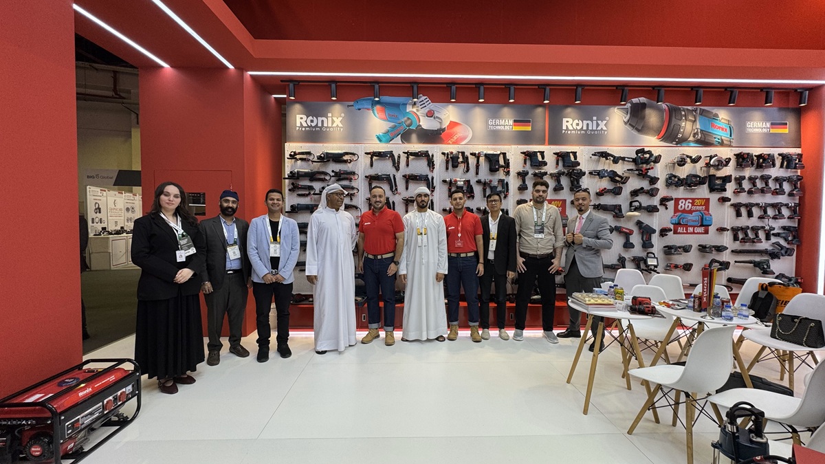 The Ronix Booth at the Dubai World Trade Centre, packed with visitors