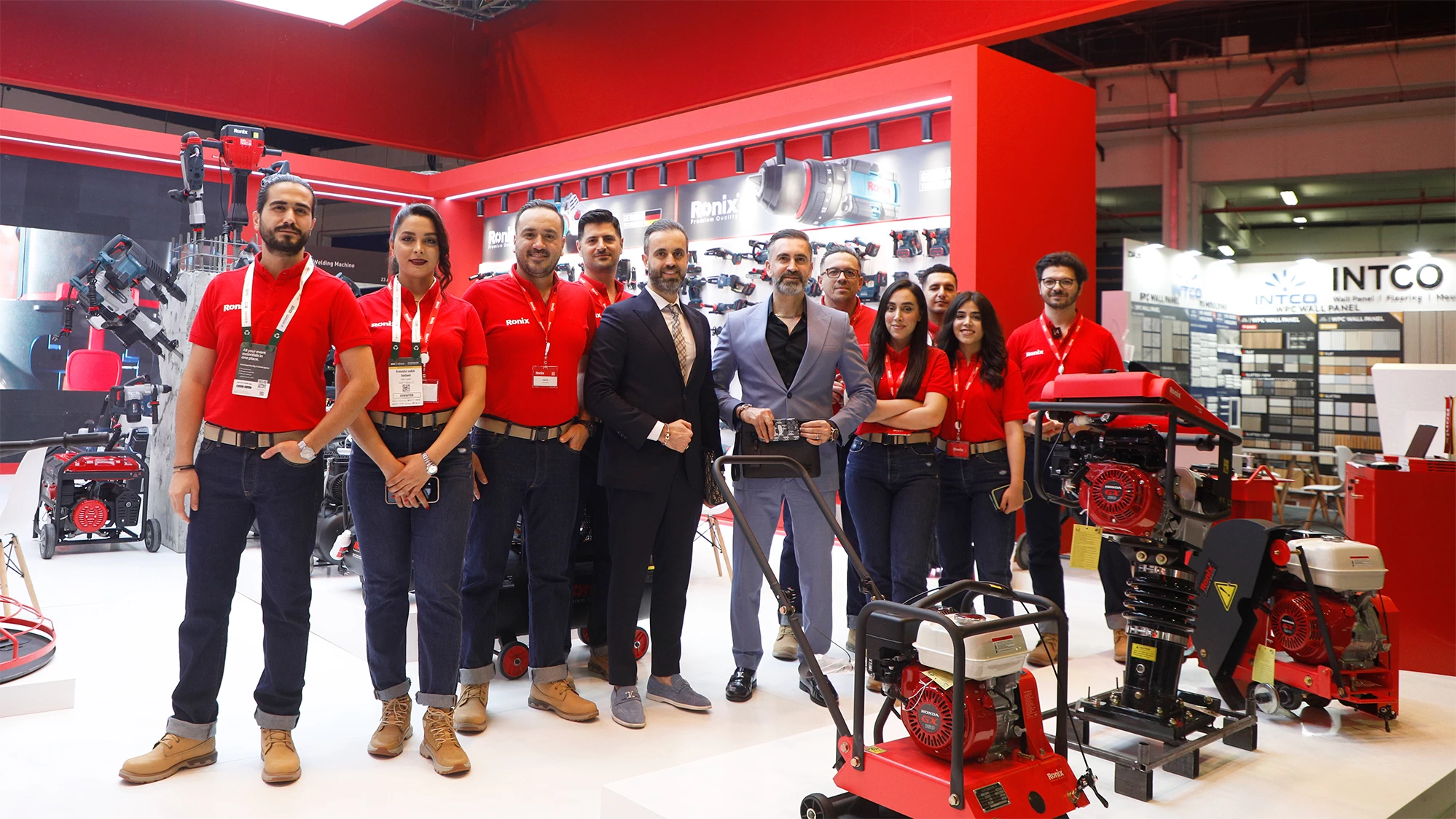 Ronix Team at the Big 5 Global Exhibition