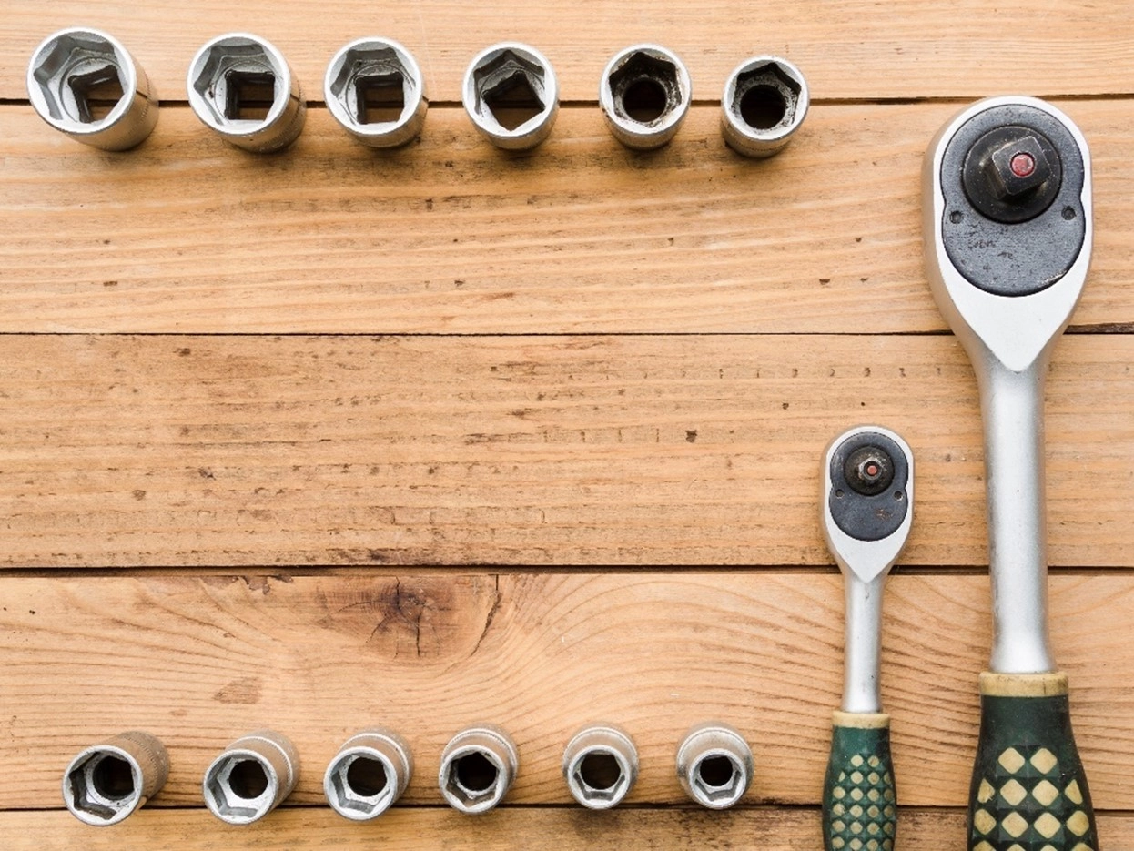 A Picture of Ratchet Handle and Socket Set