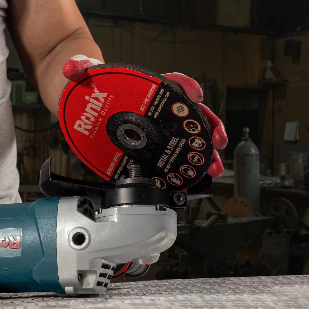 A Ronix Grinding Wheel