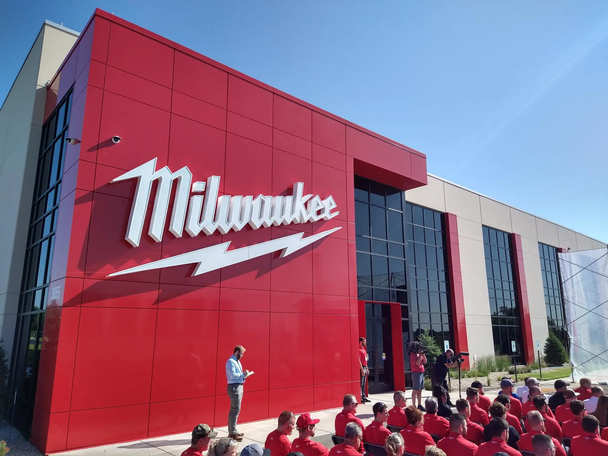 Milwaukee Angle Grinder Manufacturer
