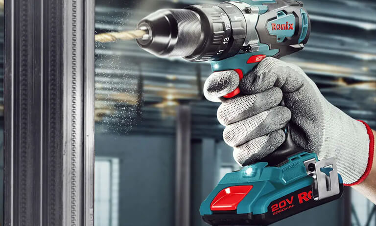 Comparativa entre mejores taladros inalámbricos HILTI vs Ronix