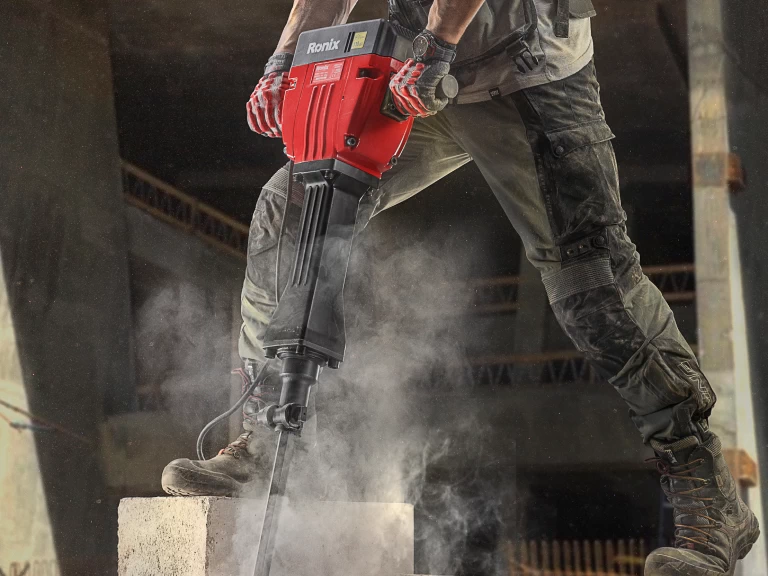 demolition-hammer-2830