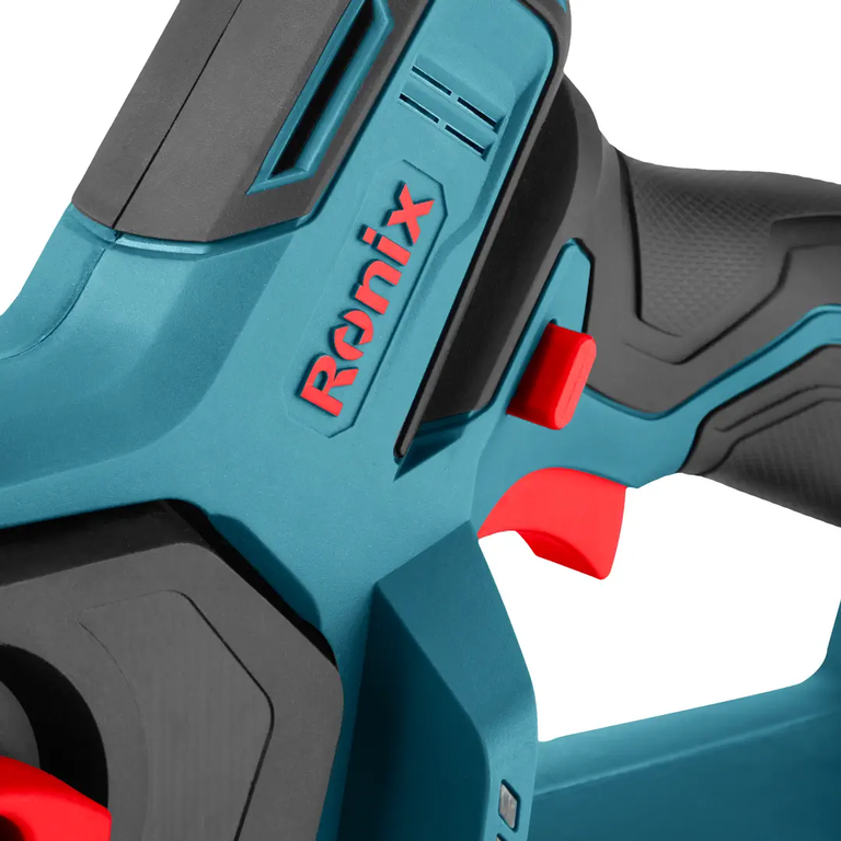 12V Cordless chain saw kit