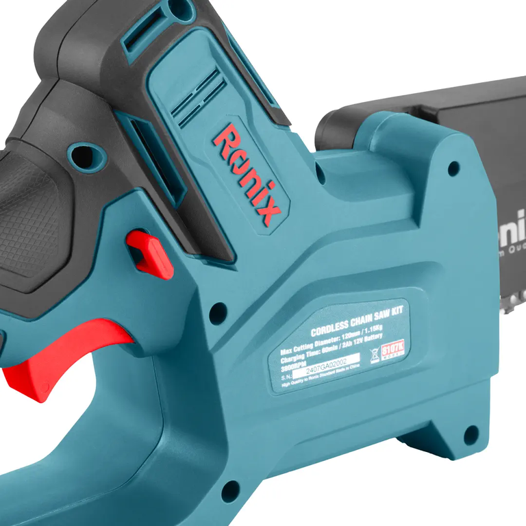 12V Cordless chain saw kit