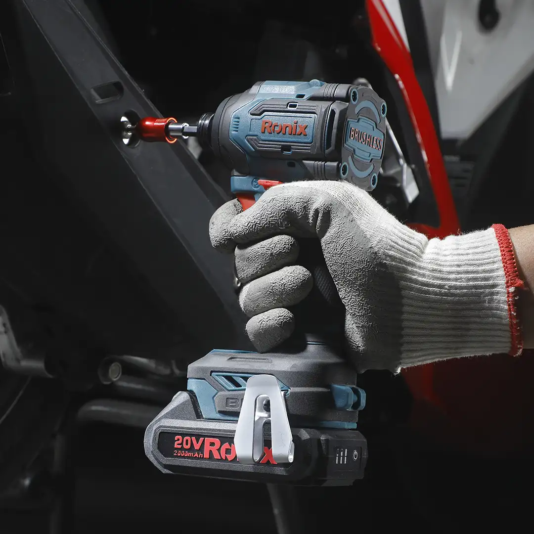 20V Brushless Cordless Impact Screwdriver 230N.m-110V