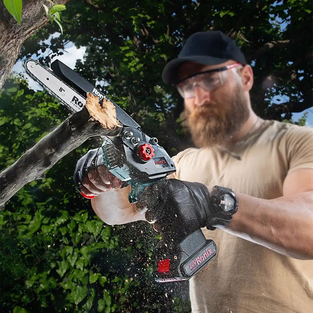 20V Brushless Cordless Chainsaw 20cm