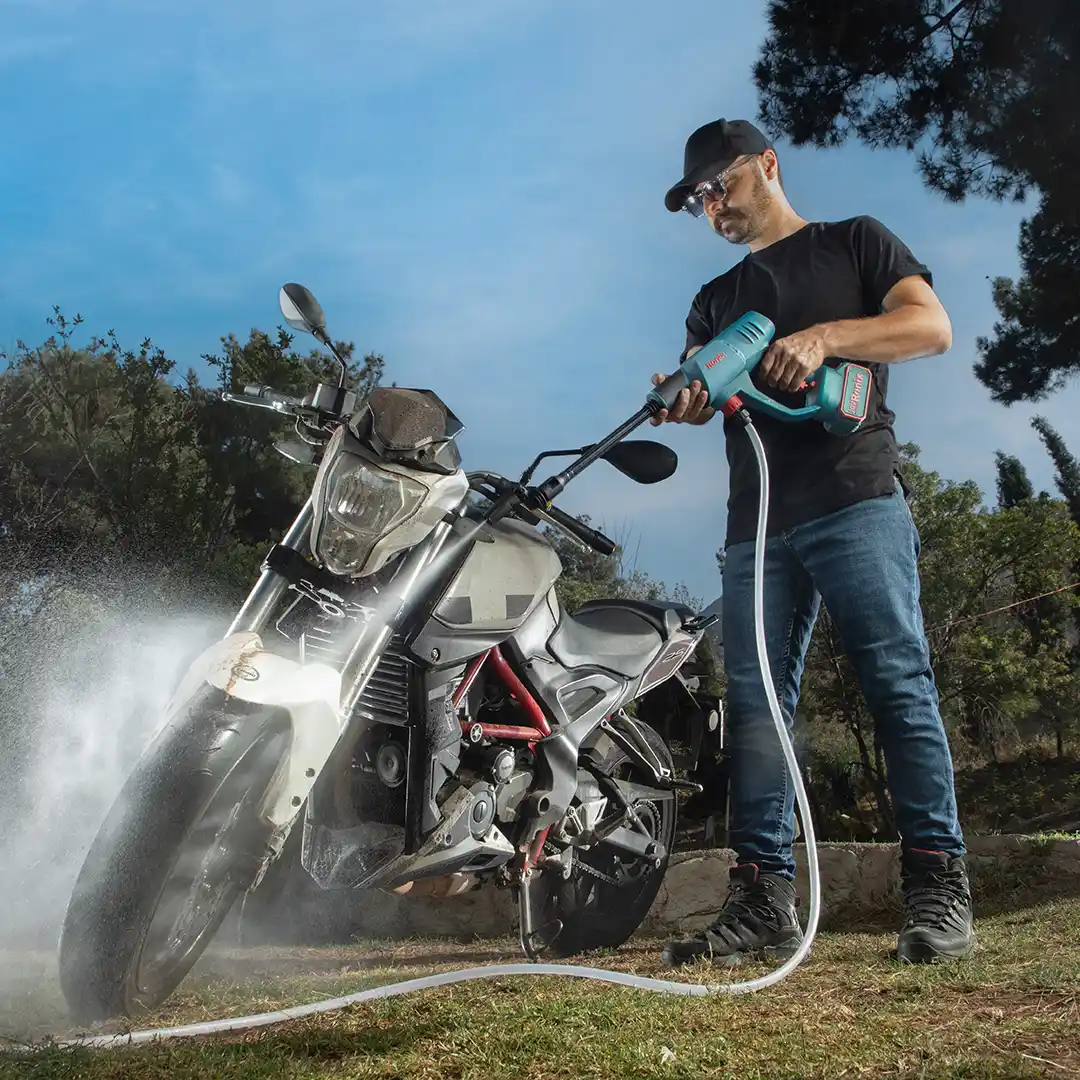 Hidrolimpiadora Inalámbrica sin Escobillas de 20V