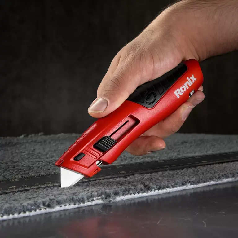 Multi Six trapezoidal Retractable CUTTER