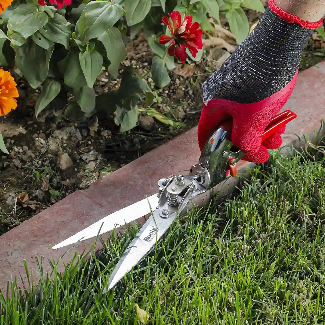 Grass shear-90° swivel