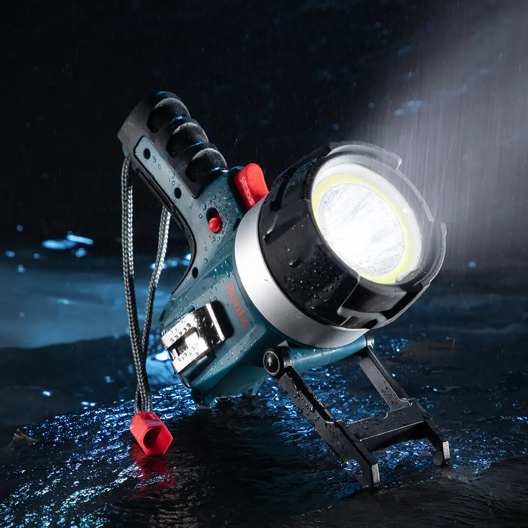 Wiederaufladbare Tauchlampe 2500 lm